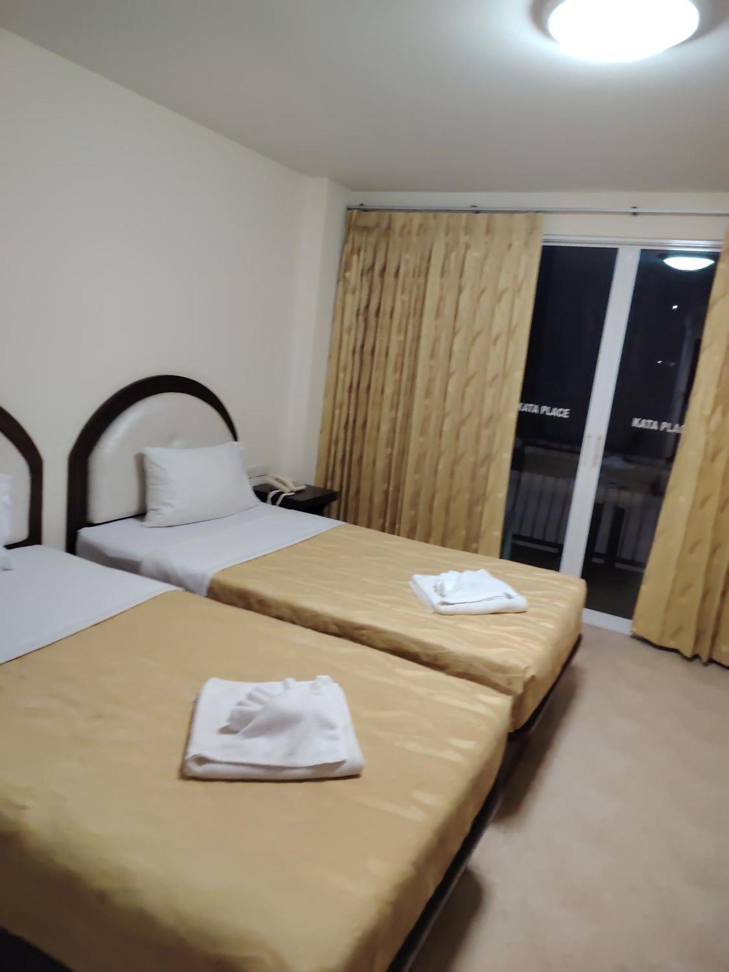 Aram Hotel カタビーチ エクステリア 写真